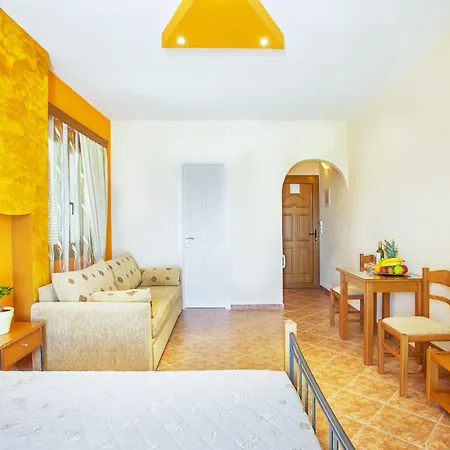 Golden Sun Aparthotel