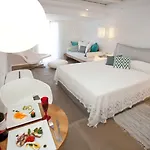 Golden Sun Hotel